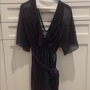 Shimmer dress with self tie belt